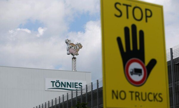 German coronavirus outbreak at abattoir infects more than 1000 German coronavirus outbreak at abattoir infects more than 1000