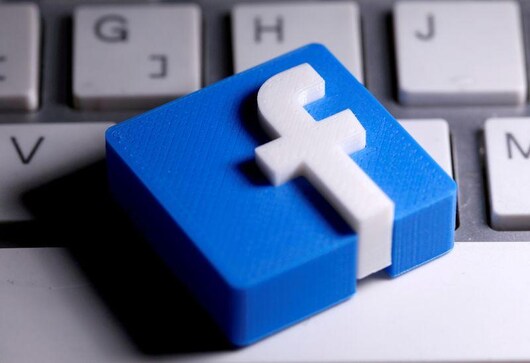 Facebook ready to commit to clear ad data access for partners, French watchdog says