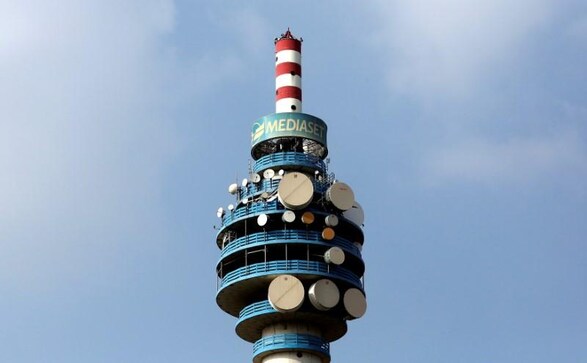 Italy's Mediaset and F2i bid for EI Towers, may spur more tie-ups Italy's Mediaset and F2i bid for EI Towers, may spur more tie-ups
