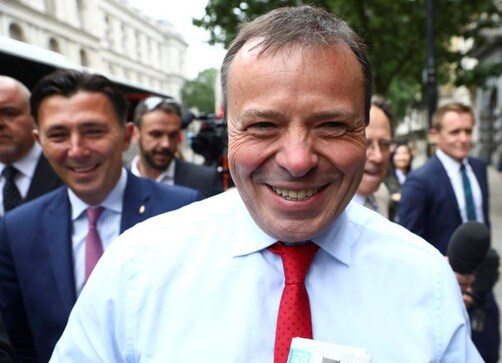Brexit-backer Arron Banks denies fresh allegation of Russia links Brexit-backer Arron Banks denies fresh allegation of Russia links