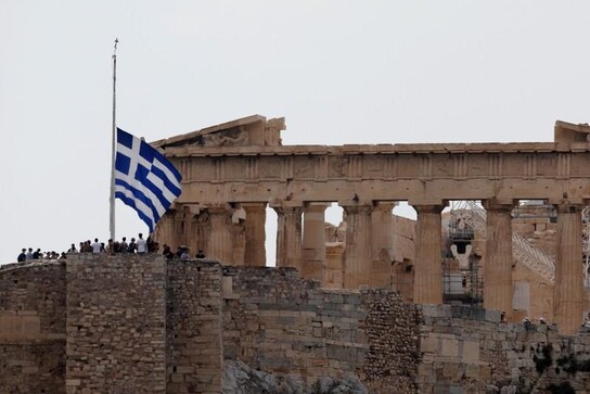 We suspect arson, Greek minister says of wildfire We suspect arson, Greek minister says of wildfire
