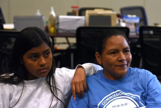 U.S. races to meet migrant reunification deadline U.S. races to meet migrant reunification deadline