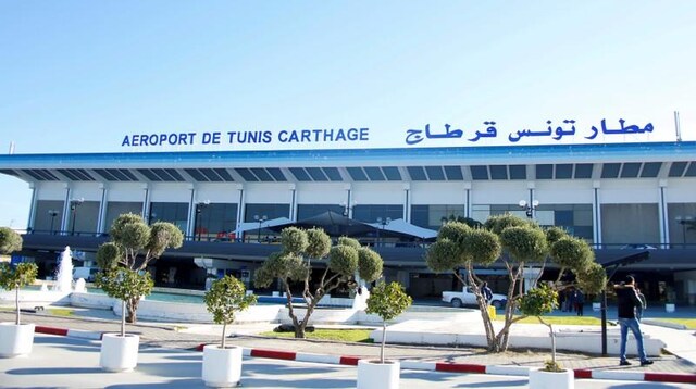 Tunisian airport workers call off strike Tunisian airport workers call off strike