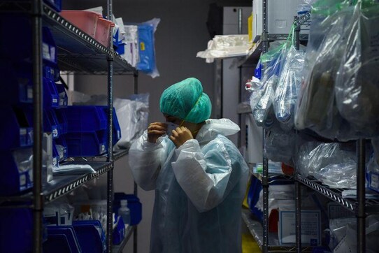 Americans more anxious about coronavirus, Reuters/Ipsos poll shows, as U.S. cases surge Americans more anxious about coronavirus, Reuters/Ipsos poll shows, as U.S. cases surge