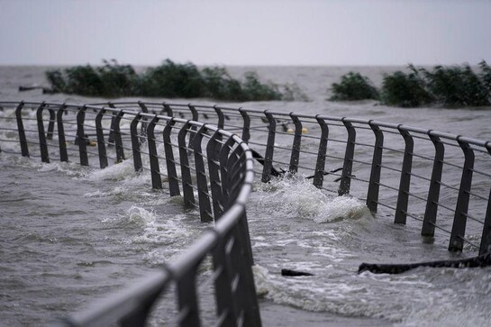 Residents at China's giant lake unfazed as rainfall breaks records Residents at China's giant lake unfazed as rainfall breaks records
