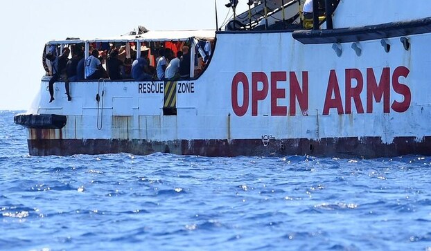 Italy's Salvini dismisses fears for health of stranded migrants Italy's Salvini dismisses fears for health of stranded migrants