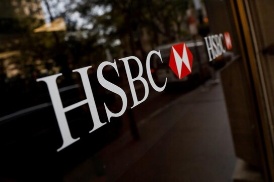 HSBC to cut up to 10,000 jobs in drive to slash costs - FT HSBC to cut up to 10,000 jobs in drive to slash costs - FT