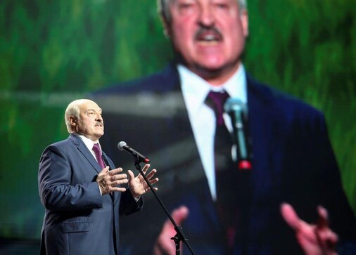 Belarus president visits jail to meet detained rivals: state news agency Belarus president visits jail to meet detained rivals: state news agency