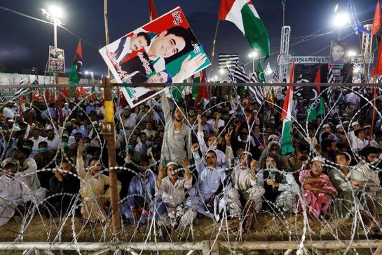 Pakistan opposition holds mass rally calling for PM Khan to go Pakistan opposition holds mass rally calling for PM Khan to go