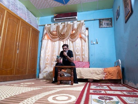 Under attack and losing hope, Iraqi activists flee abroad Under attack and losing hope, Iraqi activists flee abroad