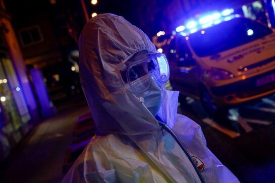 Spain considers curfews to fight new coronavirus wave Spain considers curfews to fight new coronavirus wave