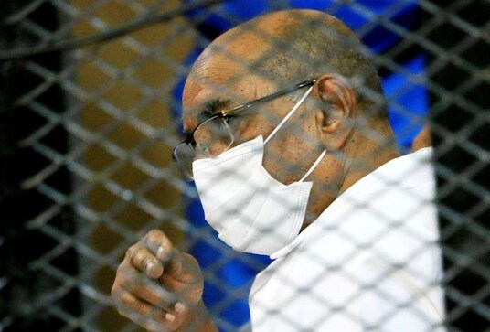 ICC prosecutor says Bashir and other suspects must face justice over Darfur ICC prosecutor says Bashir and other suspects must face justice over Darfur