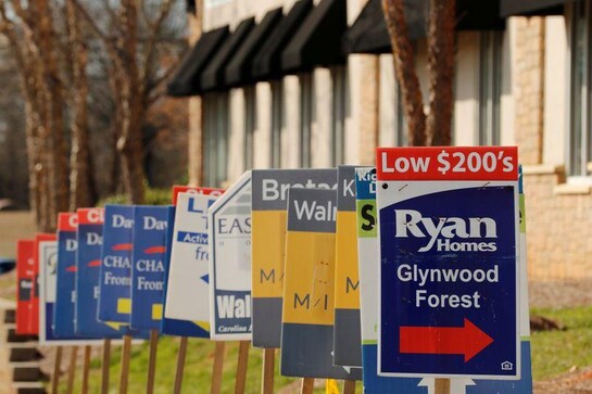 U.S. housing market heats up ahead of election but not all feel the glow U.S. housing market heats up ahead of election but not all feel the glow