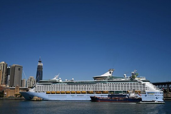 Royal Caribbean sails further off course, posts rare negative revenue Royal Caribbean sails further off course, posts rare negative revenue