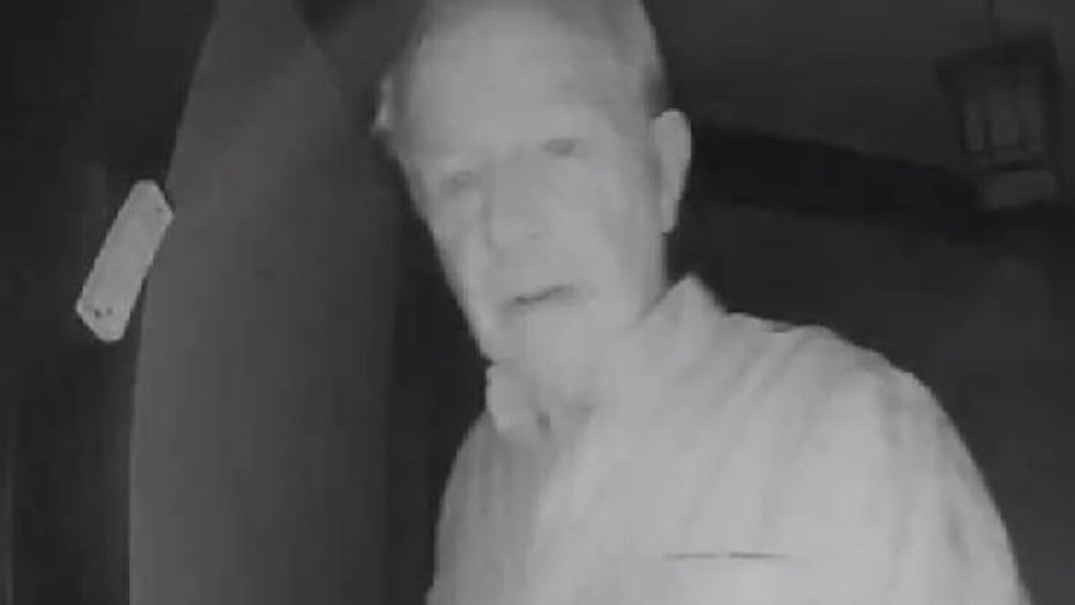 WATCH: Nobel Laureate Robert Wilson knocks on fellow recipient's door late at night to share news