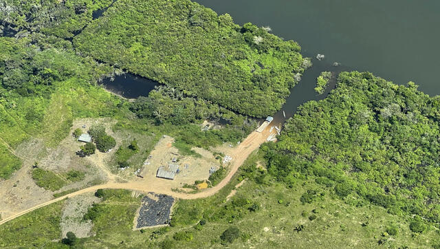 Crucial illegal road threatens Amazon rainforest as development increases Crucial illegal road threatens Amazon rainforest as development increases