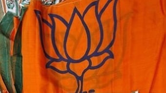 BJP well-prepared, will secure comfortable win in MCD polls next month: Ex-mayors