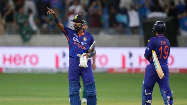 Watch: Hardik Pandya speaks on learning from MS Dhoni after helping India beat Pakistan Watch: Hardik Pandya speaks on learning from MS Dhoni after helping India beat Pakistan