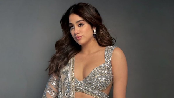 Janhvi Kapoor gives whirl to viral 'Aapko kya' trend; Alia Bhatt finds it hilarious