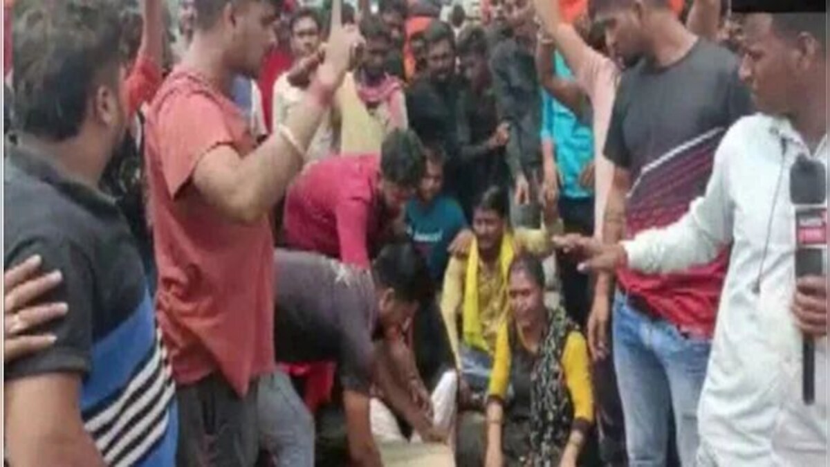 Protests Erupt In Jharkhands Dumka After Girl Who Was Set On Fire Succumbs To Injuries Accused 5211