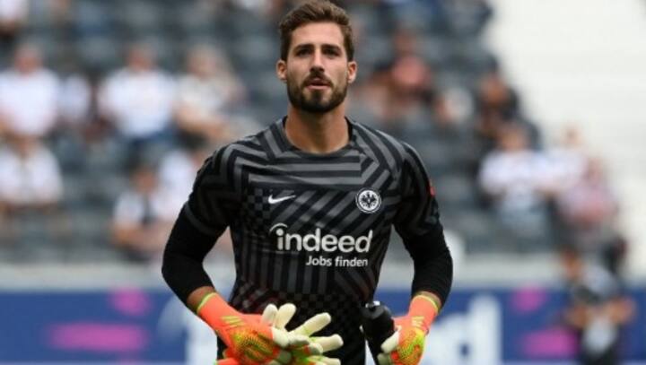 Premier League: Frankfurt's goalkeeper Kevin Trapp turns down Manchester United offer