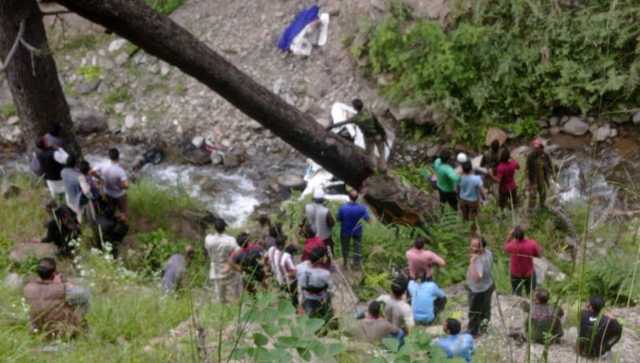 Jammu: Eight, including child, dead as SUV skids off road, plunges into gorge in Kishtwar district Jammu: Eight, including child, dead as SUV skids off road, plunges into gorge in Kishtwar district