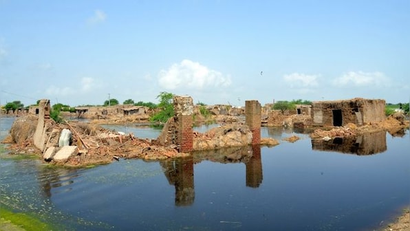 Pakistan: Death toll from floods cross 1,000; PM Shehbaz Sharif calls the monsoon 'a serious climate catastrophe'