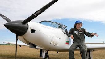17-year-old pilot sets record for solo flight around world