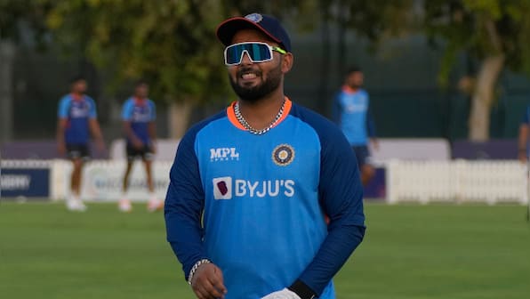 India vs Pakistan: Rishabh Pant memes flood Twitter after Urvashi Rautela attends Asia Cup clash