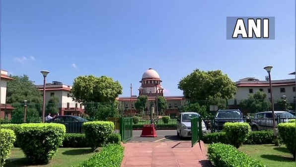 Delhi-Centre row over services: SC postpones Constitution bench hearing to 24 November