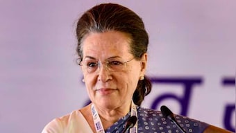 Dhoti pulled, locked in bathroom: How Sonia Gandhi 'threw to the footpath' Congress' last non-Gandhi president