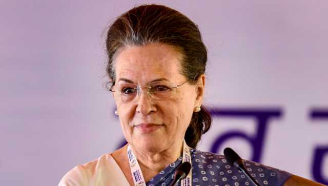 Dhoti pulled, locked in bathroom: How Sonia Gandhi 'threw to the footpath' Congress' last non-Gandhi president Dhoti pulled, locked in bathroom: How Sonia Gandhi 'threw to the footpath' Congress' last non-Gandhi president