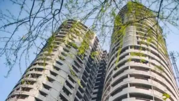 The Columns That Weren't: At Noida's Supertech Emerald Court, twin towers on death row aren't the only big worry