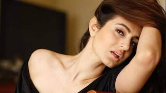 Bollywood actor Ameesha Patel gets relief, SC stays criminal proceedings in 'cheating' case