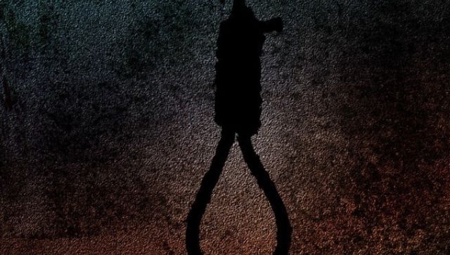 Rajasthan: lawyer hangs self, kin accuse police of harassment Rajasthan: lawyer hangs self, kin accuse police of harassment