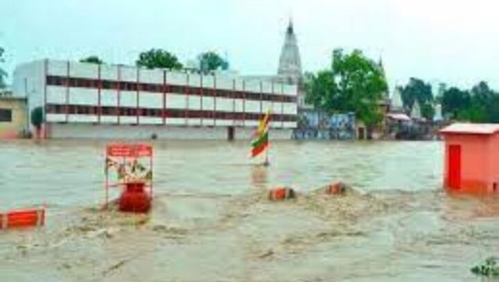 Water level in Ganga crosses danger mark in Varanasi