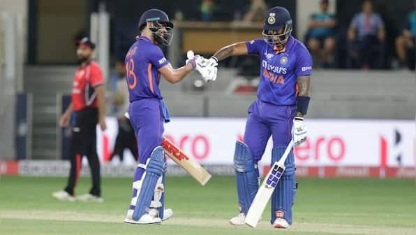 Watch: Virat Kohli bows to Suryakumar Yadav after his splendid 68-run knock against Hong Kong