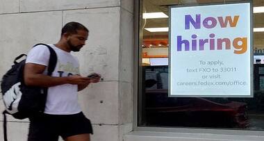 Slowdown or not? How the US job market walks a tight rope