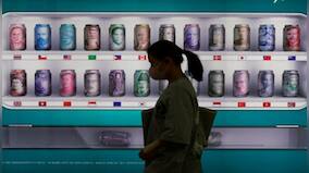 Global markets fall sharply amid worries about rates, economy