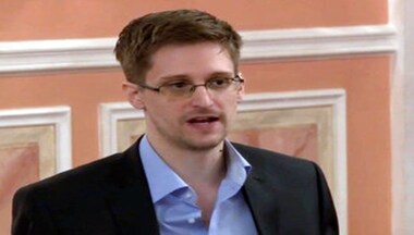 Putin grants Russian citizenship to former US security contractor Edward Snowden
