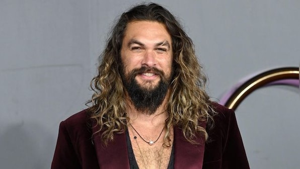 Jason Mamoa cuts off trademark long hair for a good cause; internet reacts