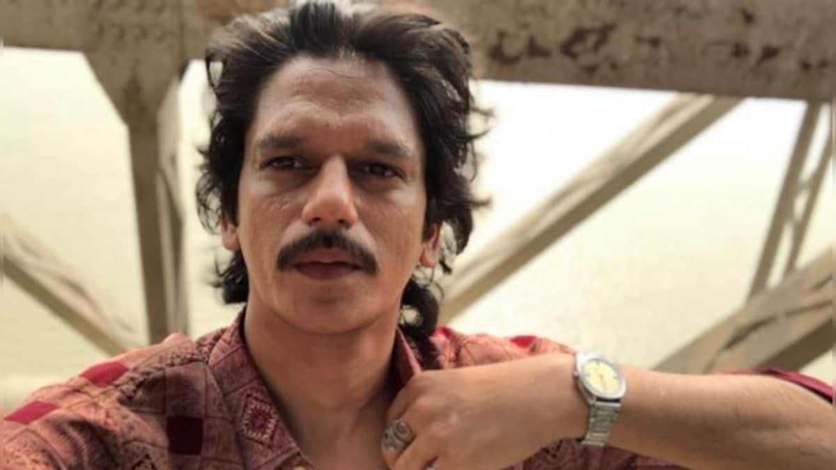 Vijay Varma's epic replies to marriage proposals from abroad are too good to be missed