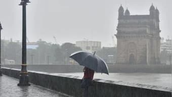 Mumbai experiences heavy overnight rainfall, water clogging in low-lying areas