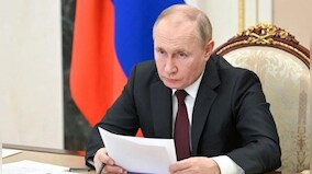 Occupied Ukrainian regions to ask Russian President Vladimir Putin to take over them