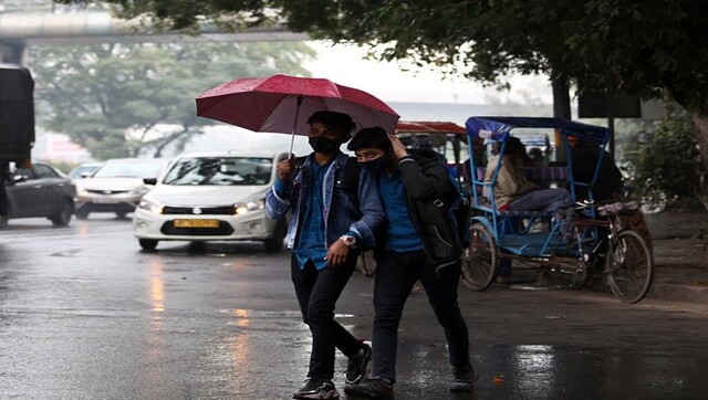 Noida: Schools to remain closed from classes 1 to 8 on Friday due to heavy rain Noida: Schools to remain closed from classes 1 to 8 on Friday due to heavy rain