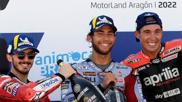 MotoGP: Enea Bastianini wins Aragon Grand Prix on last lap as Fabio Quartararo crashes out