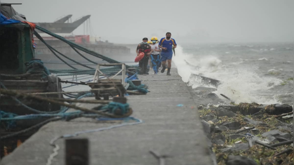 Philippines: Evacuations begin as powerful Typhoon Noru approaches