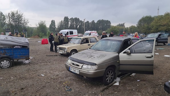 Russian strike in Zaporizhzhia kills 23, wounds 28