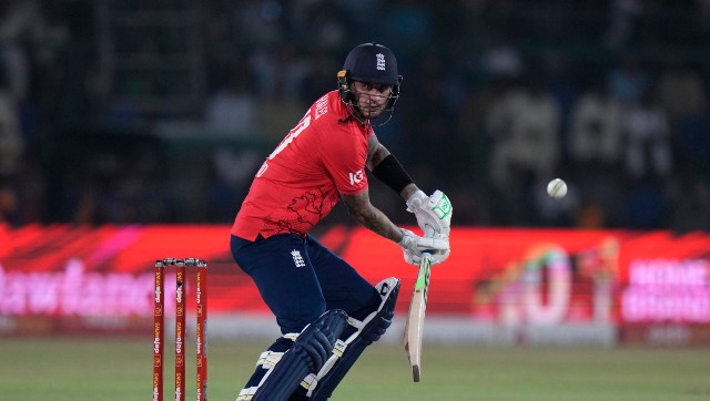 Pakistan vs England 1st T20I Highlights: Alex Hales, Luke Wood headline England's 6-wicket win in Karachi Pakistan vs England 1st T20I Highlights: Alex Hales, Luke Wood headline England's 6-wicket win in Karachi