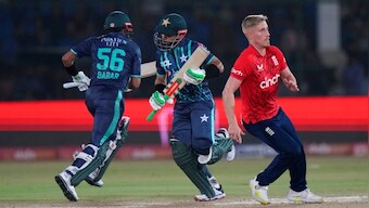 'Itne selfish players': Pakistan seamer posts sarcastic tweet after thumping win over England